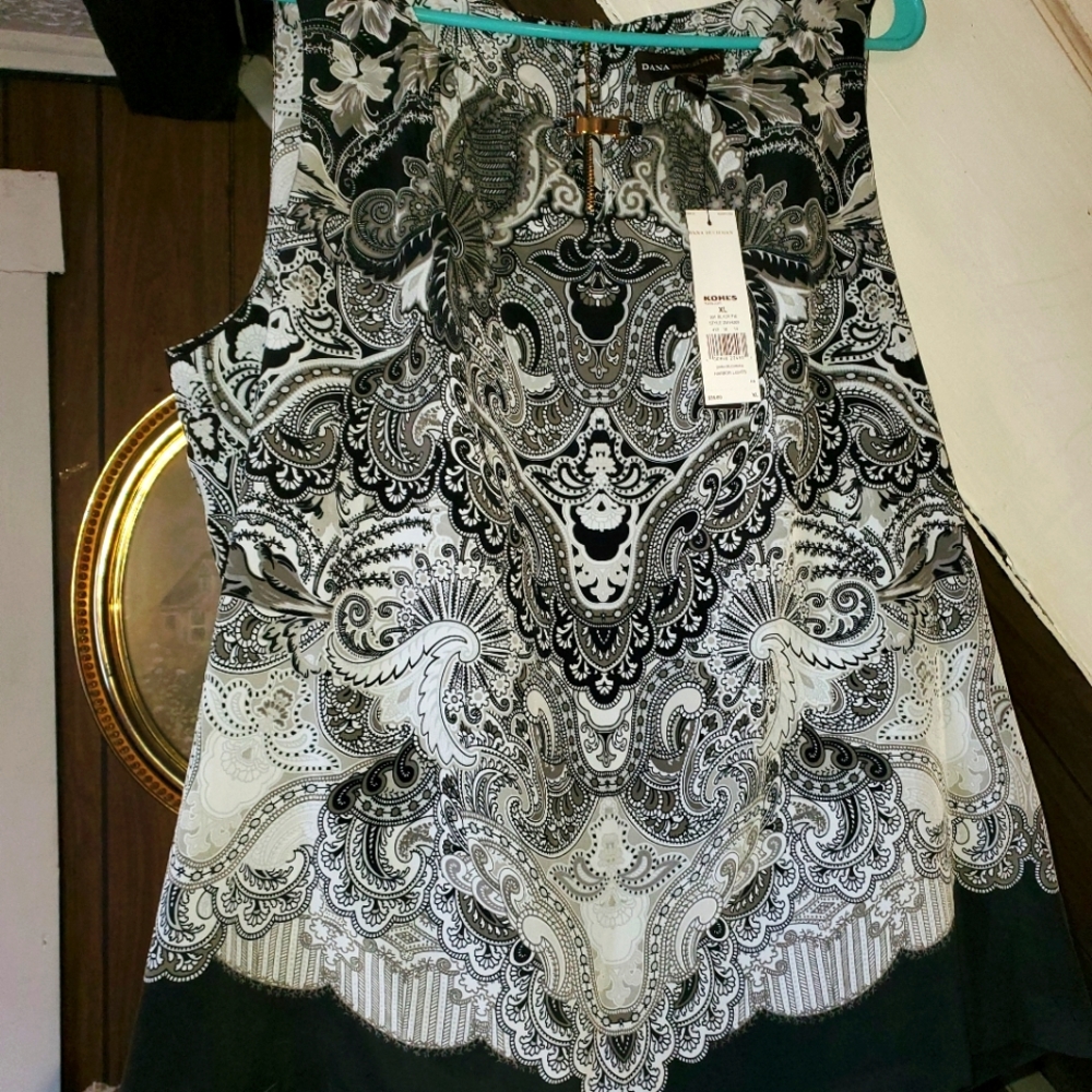 Dana Buchman Tank